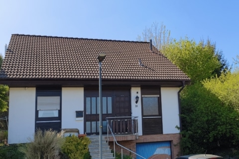 Bezahl­bares Zuhause mit Entwicklungspotenzial, 51597 Morsbach, Einfamilienhaus