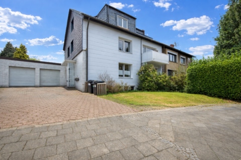 Zweifa­mi­li­enhaus mit viel Platz für&nbsp;Ideen!, 44894 Bochum / Werne, Zweifamilienhaus