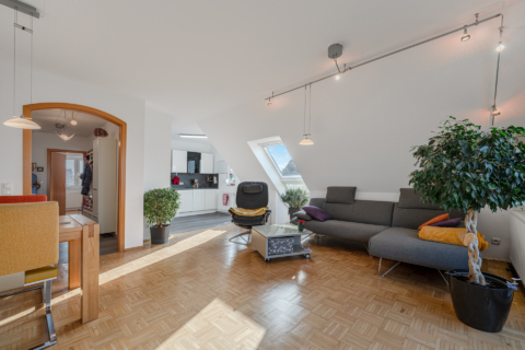 Maiso­nette zum Wohlfühlen in Essen-Burgaltendorf!, 45289 Essen / Burgaltendorf, Maisonettewohnung