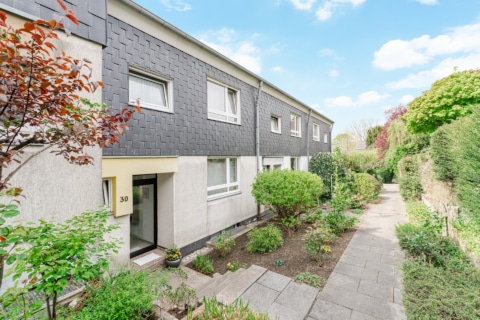 Attrak­tives & famili­en­freund­liches Reihenhaus mit Garten in Essen-Werden!, 45239 Essen / Werden, Reihenmittelhaus