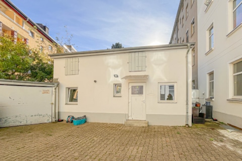 Sanie­rungs­be­dürftige Remise mit vielsei­tiger Nutzungs­mög­lichkeit nähe Havel, 13585 Berlin, Erdgeschosswohnung