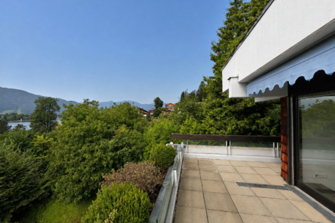 Seeblick, Balkon und viel Raum zum Leben, 83684 Tegernsee, Etagenwohnung