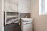 Kernsaniertes Einfamilienhaus in Essen-Bredeney - weitere Ansicht Gäste-WC
