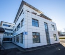 Moderne Büroeinheit mit Flexibilität und Sichtbarkeit