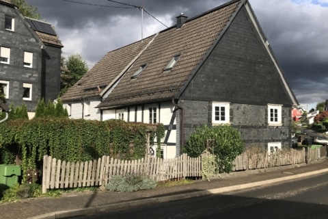 Histo­ri­sches Fachwerk trifft auf neue Möglichkeiten, 51643 Gummersbach, Einfamilienhaus