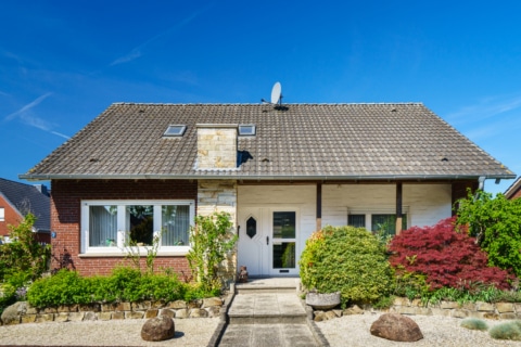 Gepflegtes Einfa­mi­li­enhaus mit modernem Wohnkomfort und viel Platz in ruhiger Lage von Ibbenbüren!, 49477 Ibbenbüren, Einfamilienhaus