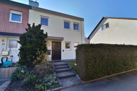 Familientraum mit großem Garten, Balkon und vielseitigem Raumangebot, 85748 Garching bei München, Reihenendhaus
