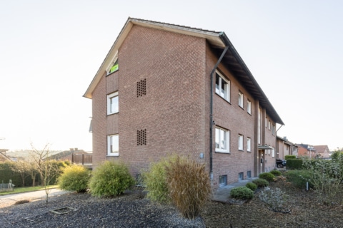 Charmante Doppel­haus­hälfte mit&nbsp;Herz!, 49479 Ibbenbüren, Doppelhaushälfte