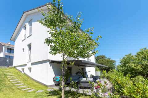 Modernes Leben in der Natur - Einfa­mi­li­enhaus in Burgaltendorf!, 45289 Essen / Burgaltendorf, Einfamilienhaus