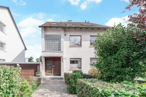 Gepflegt & vielseitig - Mehrge­ne­ra­tio­nenhaus im Grünen, 45277 Essen, Mehrfamilienhaus