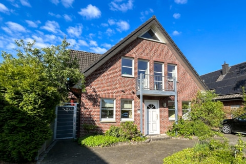 LICHTDURCHFLUTETES FAMILIENNEST IN BEGEEHRTER SACKGASSENLAGE, 48282 Emsdetten, Einfamilienhaus