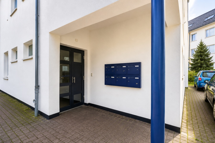 GK1-EG-Büro-Ein gang
