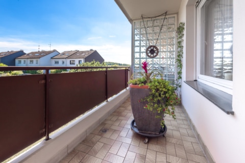 Wohnkomfort für die Familie – Wohnung mit Weitblick & Garage, 45472 Mülheim an der Ruhr / Heißen, Etagenwohnung