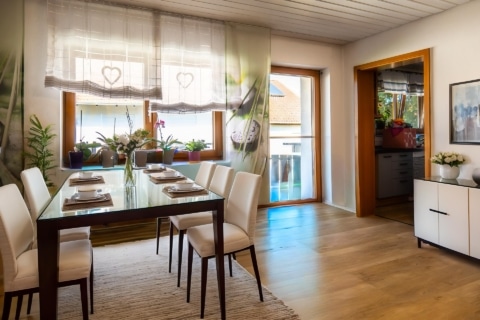 Charmante 4-Zimmer-Wohnung mit Licht, Lage & Lebensqualität, 74206 Bad Wimpfen, Etagenwohnung